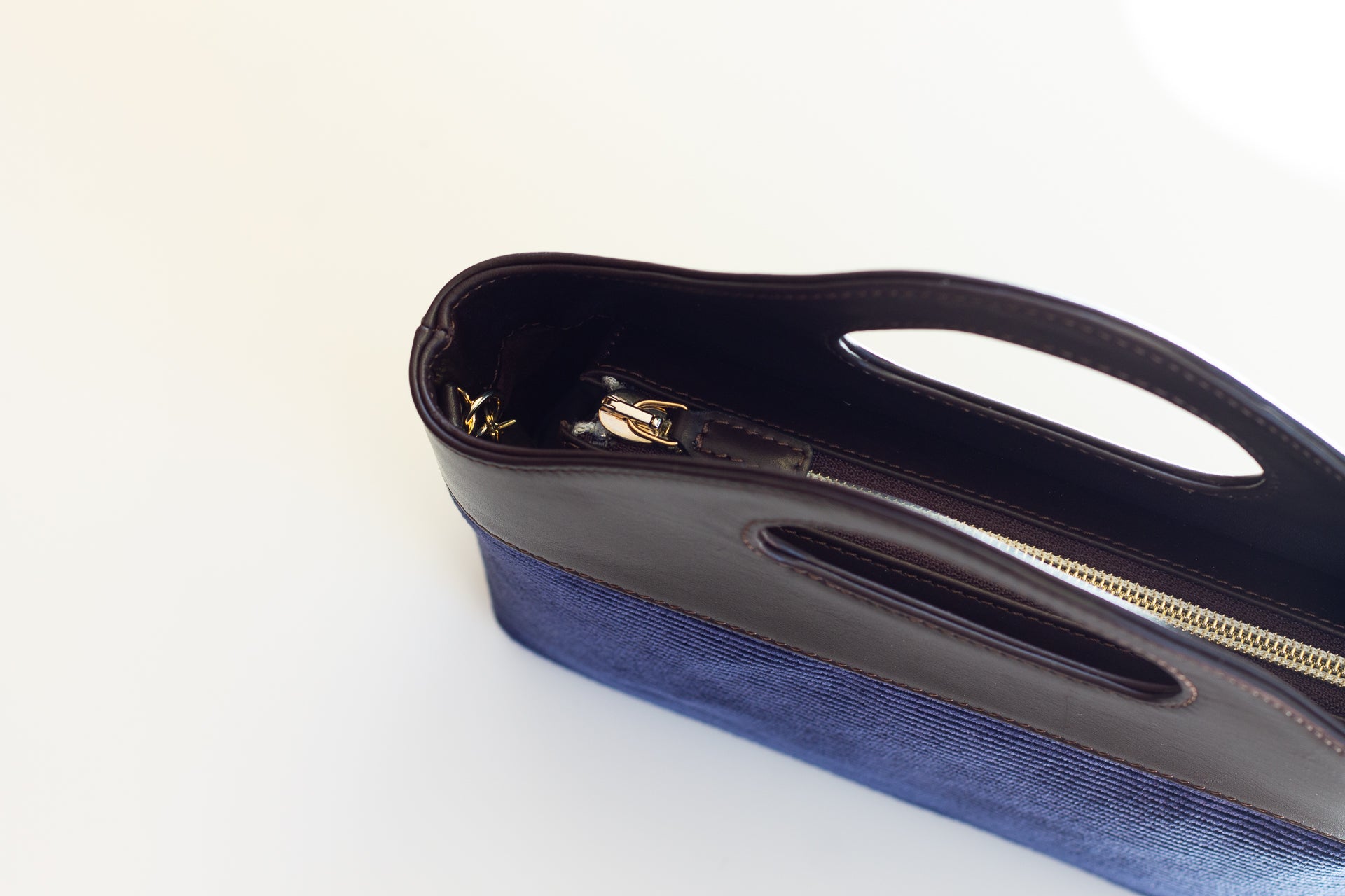 Borsa a Mano - Flat Bag Blu a Coste