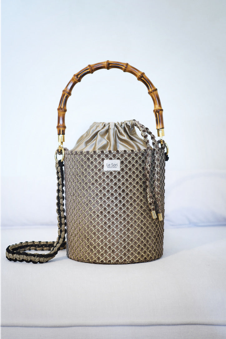 Iris Tortora - Borsa Regular