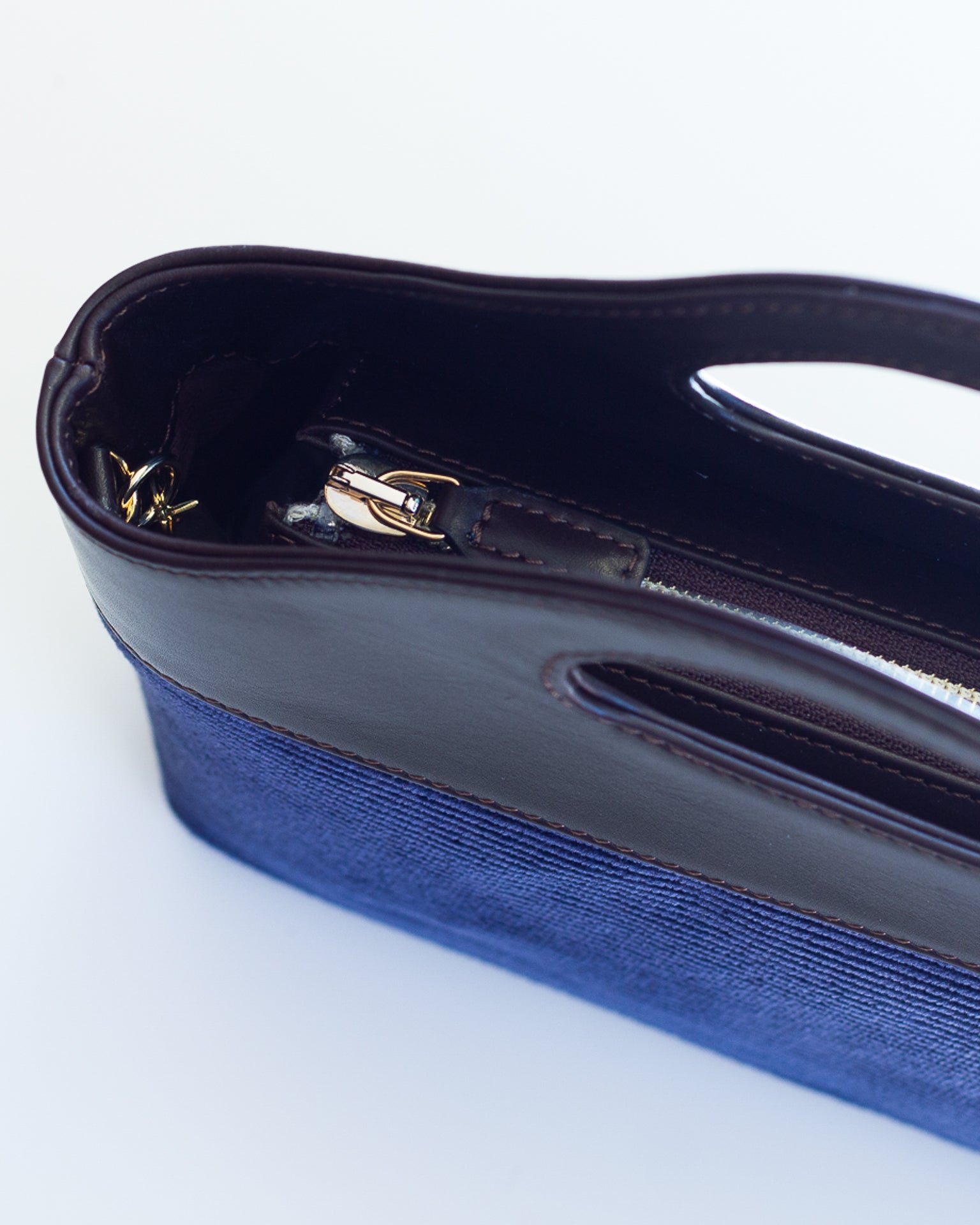 Borsa a Mano - Flat Bag Blu a Coste